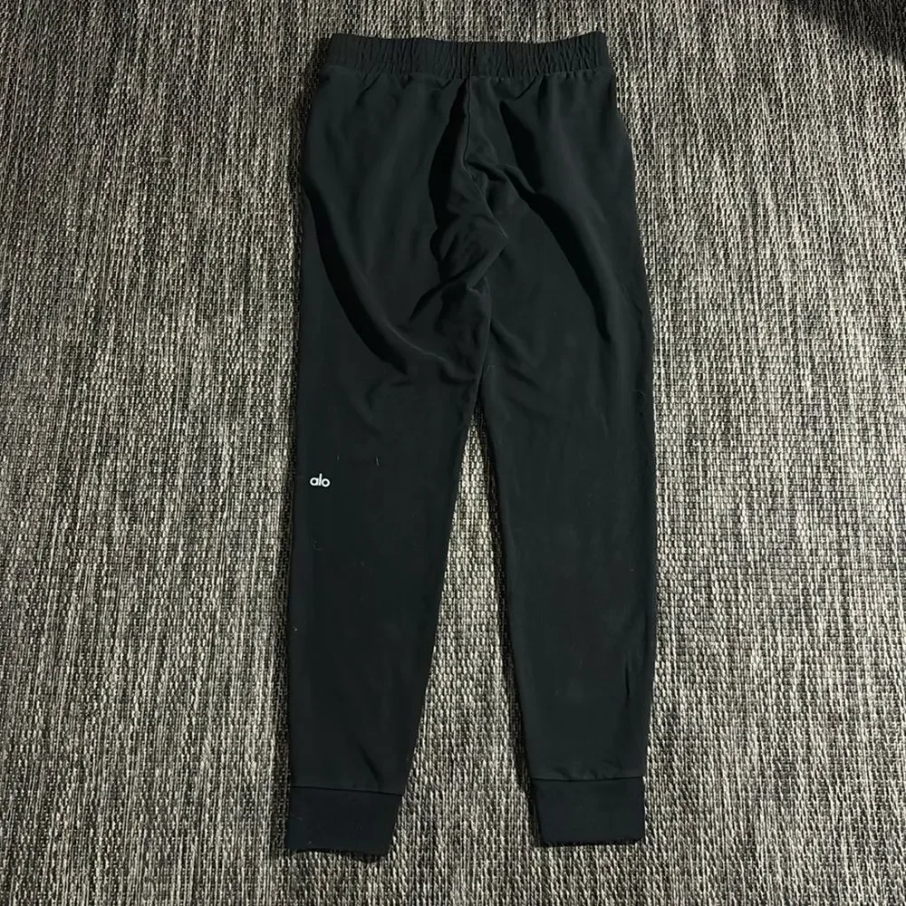 Alo yoga sweatpant joggers
